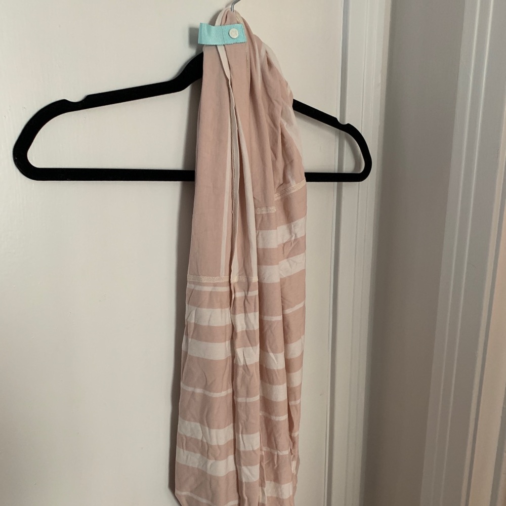 Lululemon vinyasa scarf